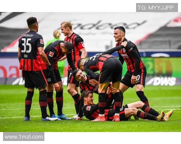 巴黎与马竞对决结果揭晓球迷热议比赛精彩瞬间与战术分析